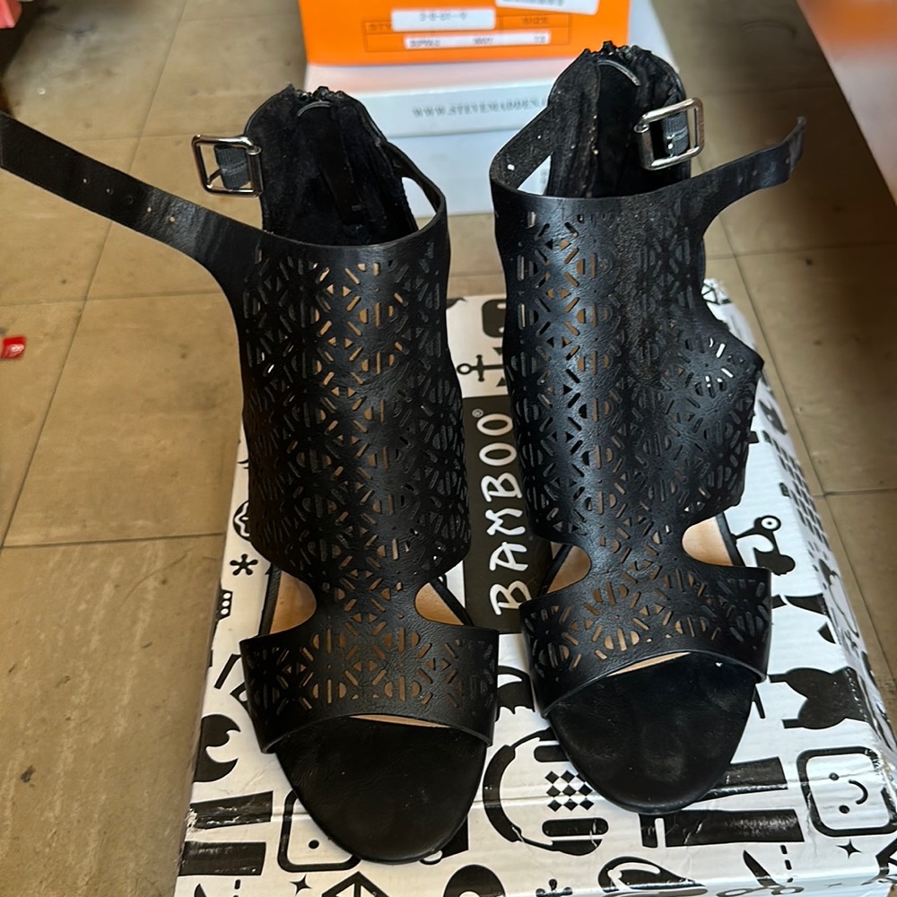 BAMBOO Black Heels in Size 8.5